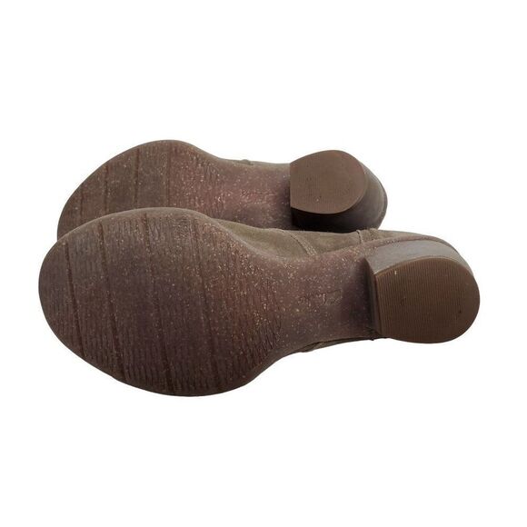 Clarks Artisan Carleta Khaki Suede Neutral Chunky Ankle Boots - Picture 5 of 6